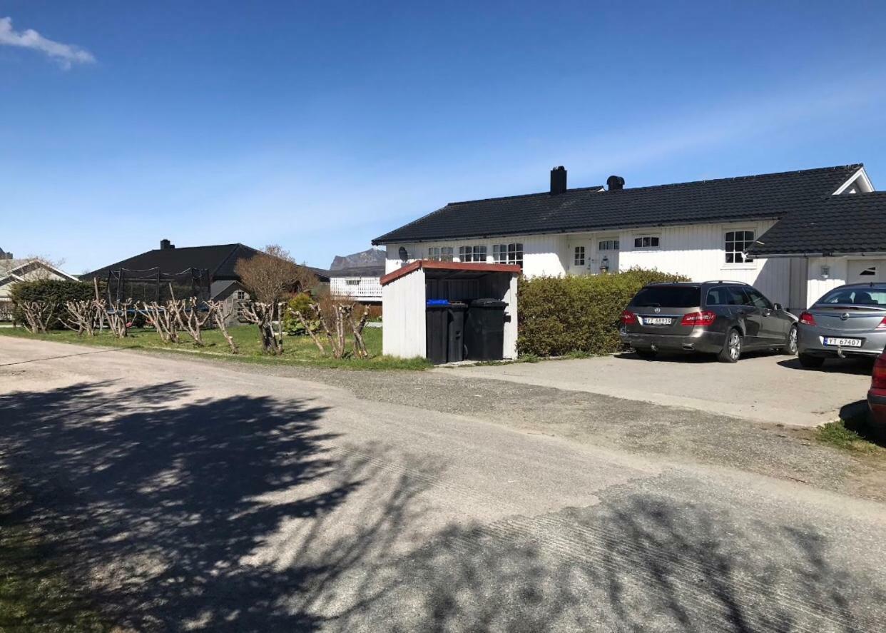 Cozy & Private Room In The Middle Of Lofoten 레크네스 외부 사진